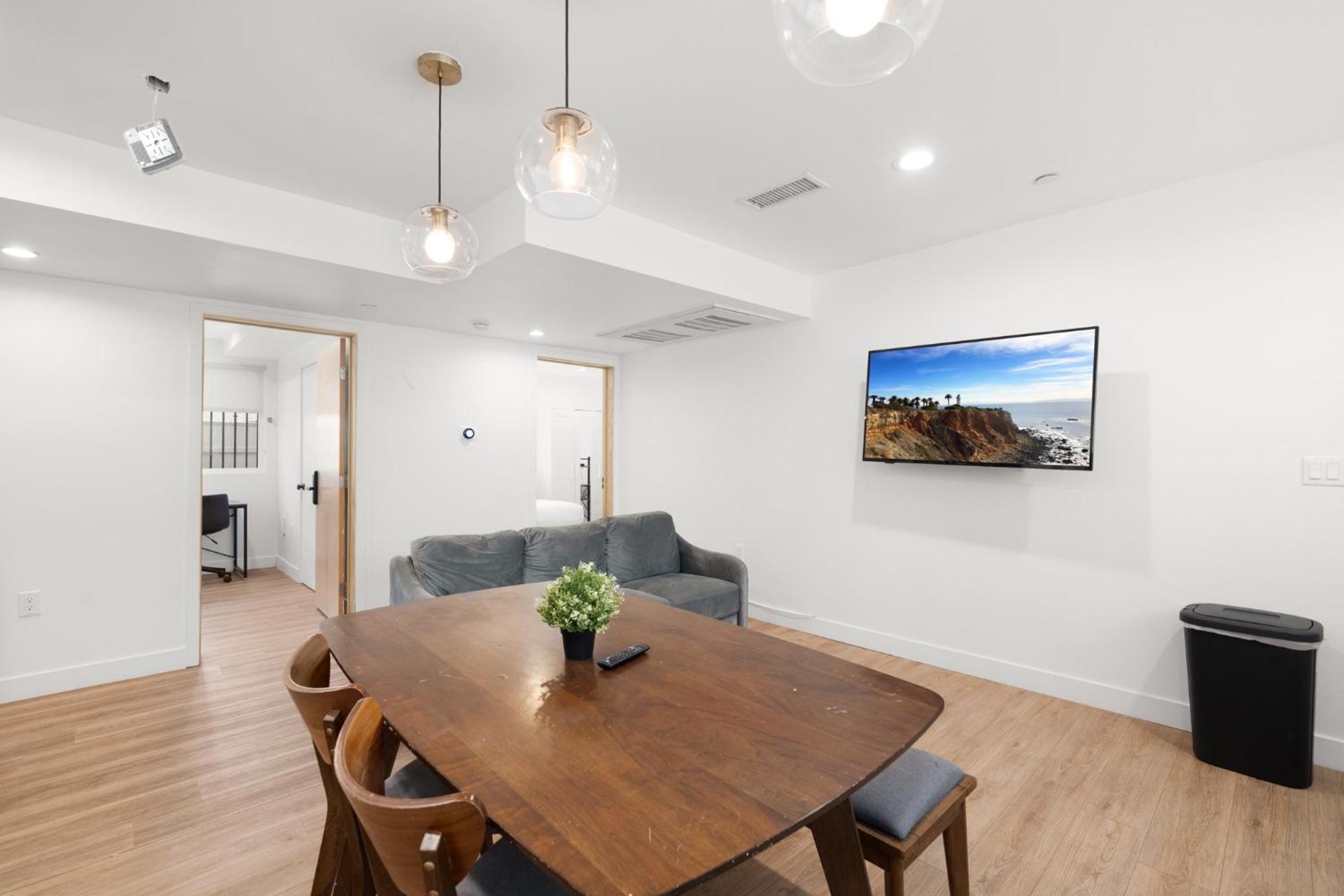 Spacious 1-Bd Hideaway Close To Usc Room With Share Livingroom Los Angeles Extérieur photo